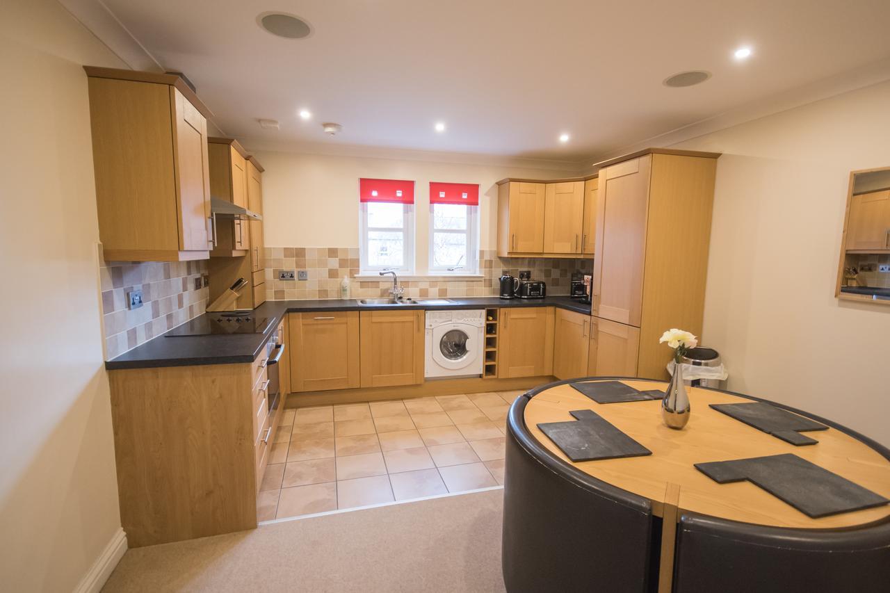 Crown Luxury Serviced Apartment Inverness Exterior photo