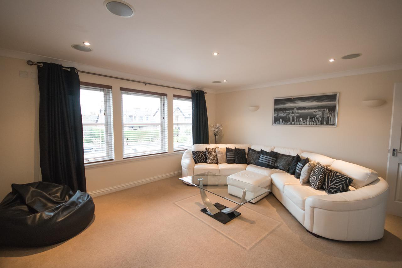 Crown Luxury Serviced Apartment Inverness Exterior photo