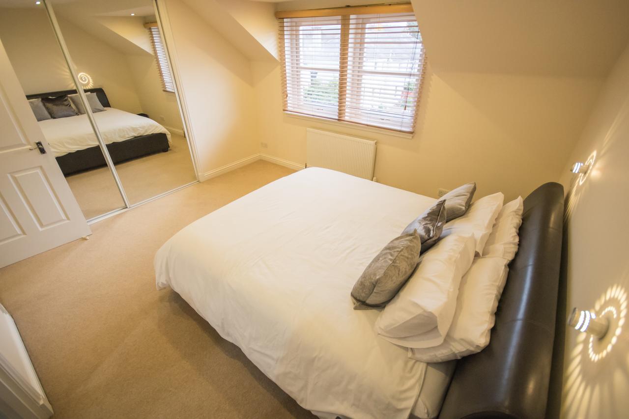 Crown Luxury Serviced Apartment Inverness Exterior photo
